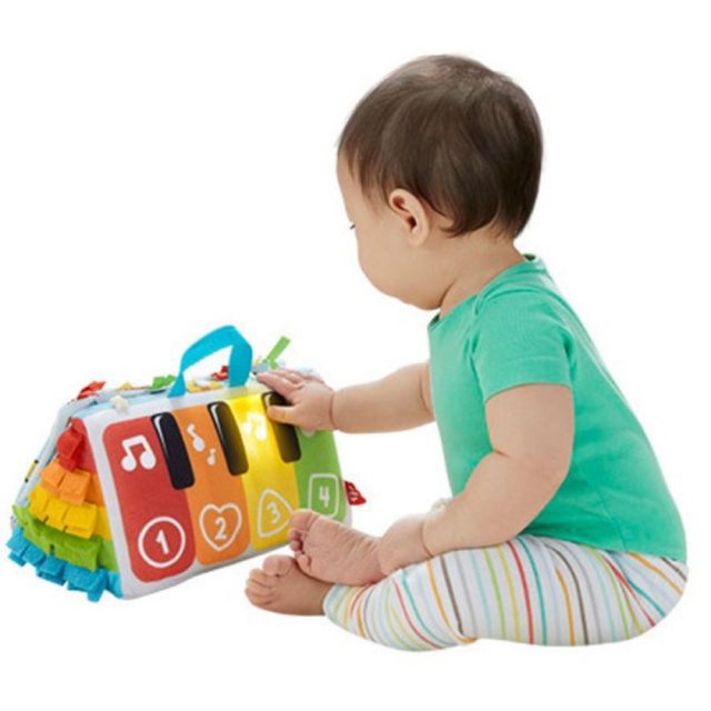 FISHER PRICE Kick and Play rugdaloz talpak puha zongora HND54